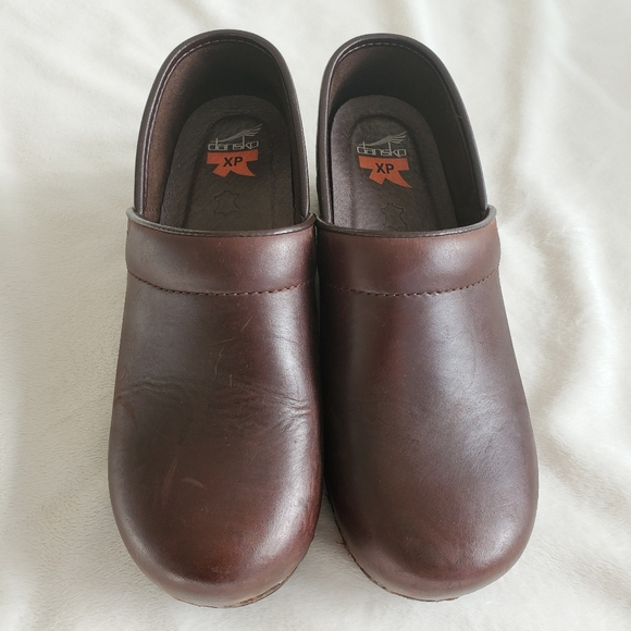 Dansko Shoes - Dansko XP Brown Leather Clog EUC Sz 38